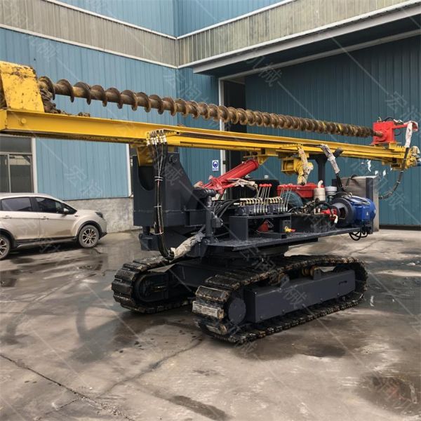 履帶光伏鉆孔機(jī)，光伏螺旋鉆孔機(jī)報(bào)價(jià)