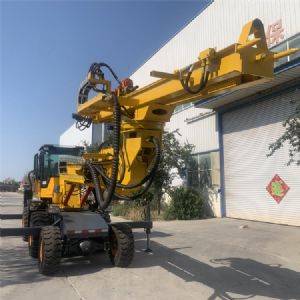 750輪式隧道鉆機，專業(yè)隧道鉆機廠家